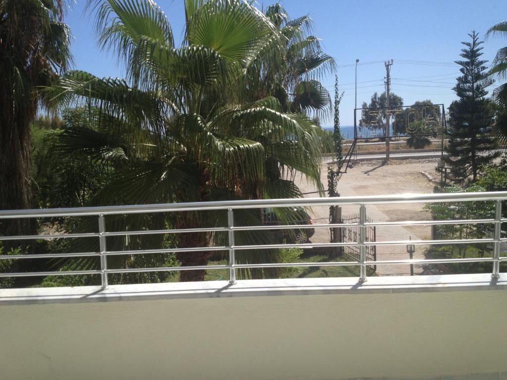 Hotel Simsek Finike Exterior photo
